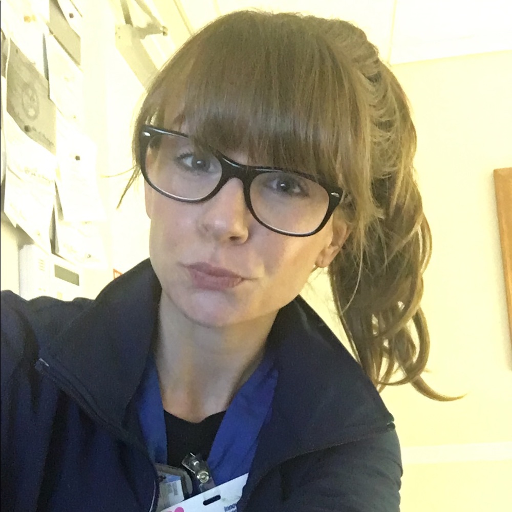 Meet your Posher, Suzanne